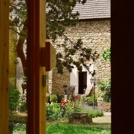 Urige Schlaffaesser Im Winzergarten Inklusive Weinprobe Camping *