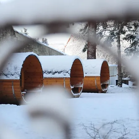 Urige Schlaffaesser Im Winzergarten Inklusive Weinprobe Bockenheim an der Weinstrasse