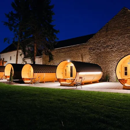 Urige Schlaffaesser Im Winzergarten Inklusive Weinprobe * Bockenheim an der Weinstrasse