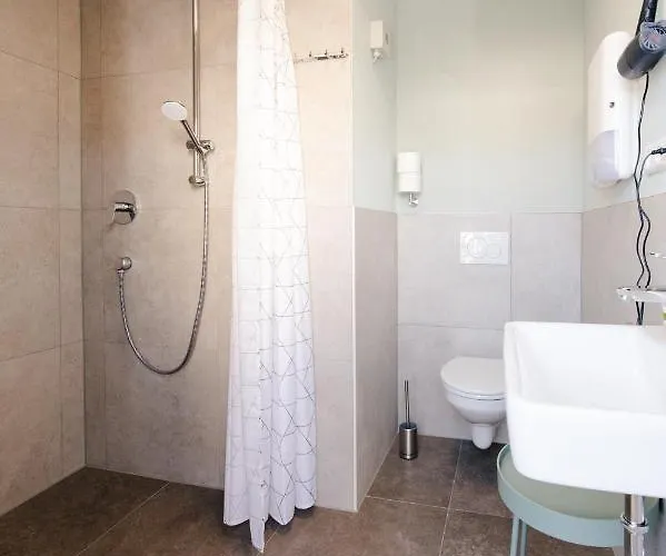 キャンプ場 Urige Schlaffaesser Im Winzergarten Inklusive Weinprobe